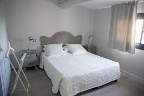 Imagen de la habitación del Hotel Garrigae Distillerie De Pézenas. Foto 3