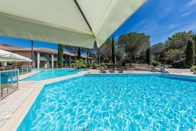 Imagen de la piscina del Hotel Garrigae Domaine De L'esterel. Foto 14