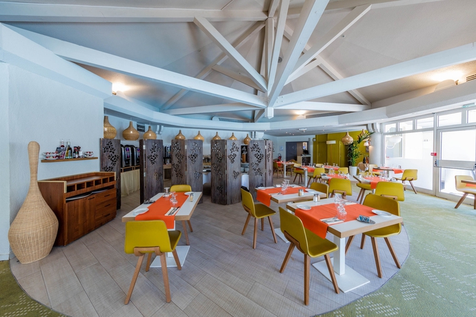 Imagen del bar/restaurante del Hotel Garrigae Domaine De L'esterel. Foto 5