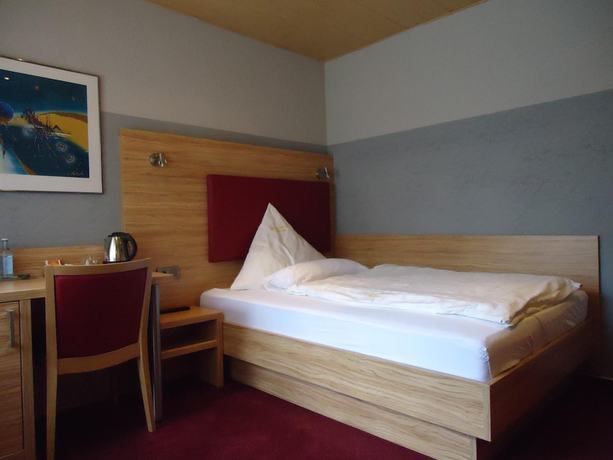 Imagen de la habitación del Hotel Garten Bonn. Foto 7