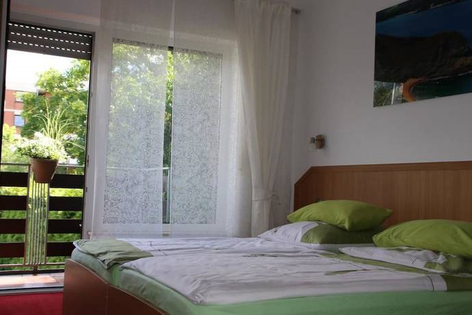 Imagen de la habitación del Hotel Garten Bonn. Foto 9