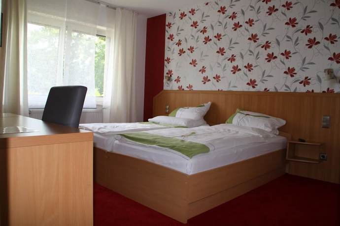 Imagen de la habitación del Hotel Garten Bonn. Foto 11