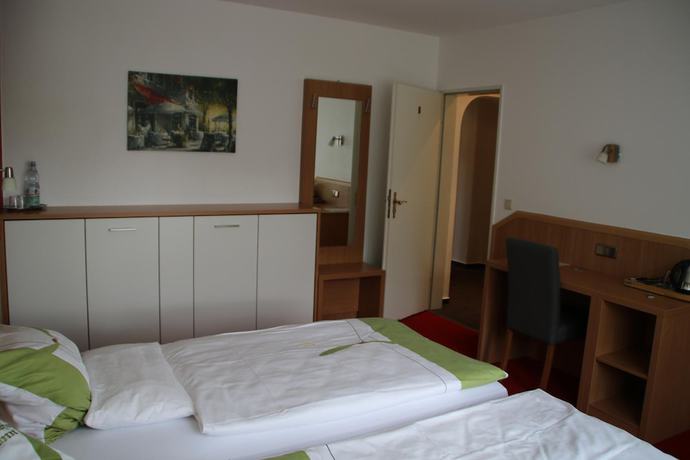 Imagen de la habitación del Hotel Garten Bonn. Foto 19