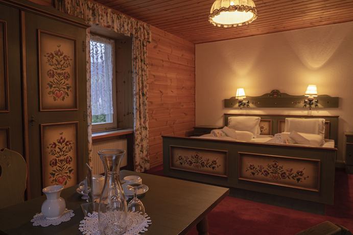 Imagen de la habitación del Hotel Garten and Golf Villa Maria. Foto 7