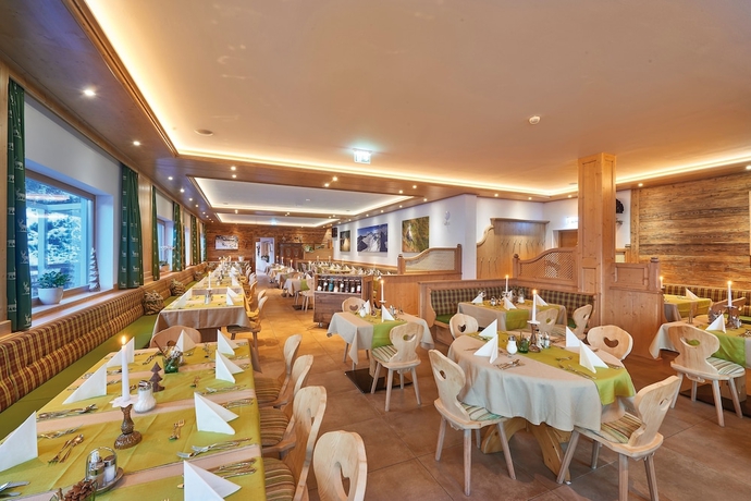 Imagen del bar/restaurante del Hotel Gartenhotel Daxer. Foto 4