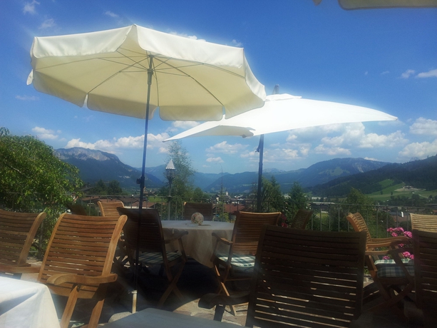 Imagen general del Hotel Gartenhotel Rosenhof Kitzbuehel. Foto 2