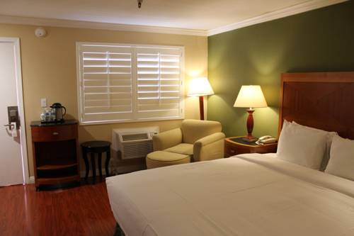 Imagen de la habitación del Hotel Garvey Inn. Foto 1