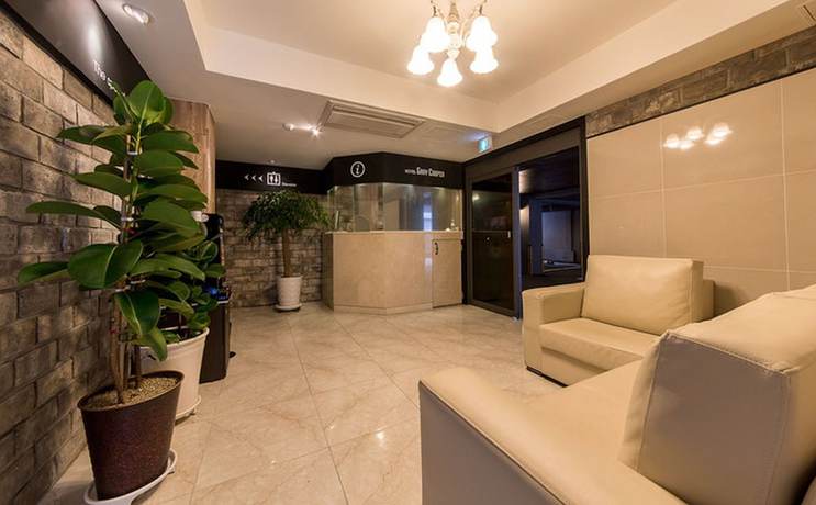 Imagen de los interiores del Hotel Gary Cooper. Foto 19