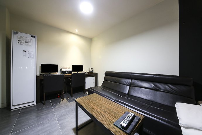 Imagen de la habitación del Hotel Gary Cooper. Foto 18