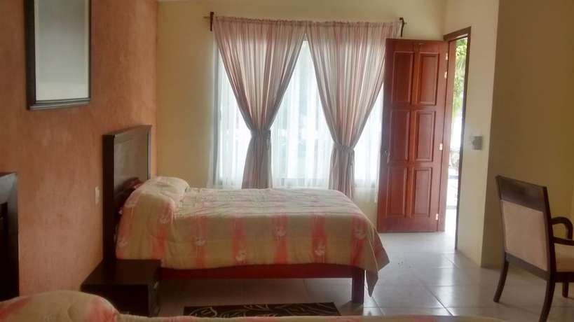 Imagen de la habitación del Hotel Garza Canela. Foto 5