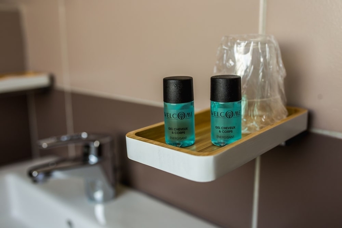 Imagen de la habitación del Hotel Gascogne. Foto 14