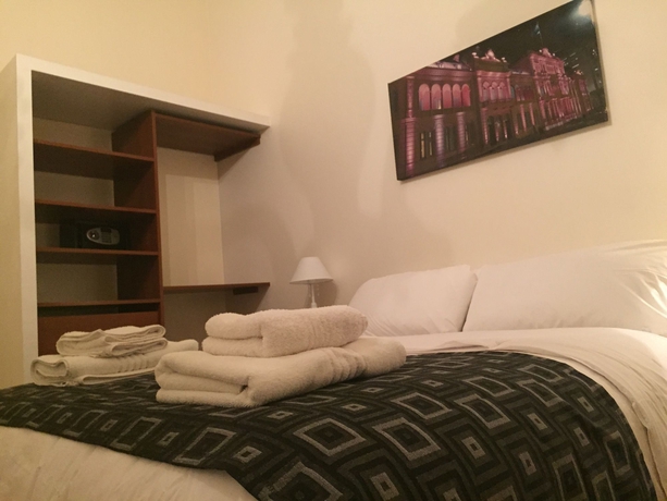 Imagen de la habitación del Hotel Gascon. Foto 8