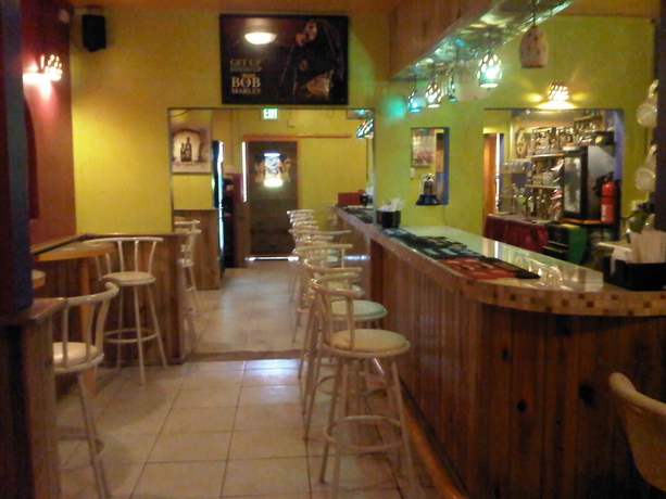 Imagen del bar/restaurante del Hotel Gascon Villas. Foto 3