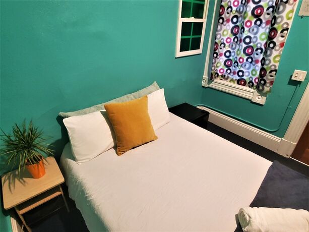 Imagen de la habitación del Hotel Gaslamp Hostel. Foto 14
