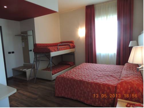 Imagen de la habitación del Hotel Gasparina. Foto 3