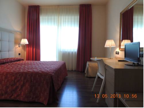Imagen de la habitación del Hotel Gasparina. Foto 12