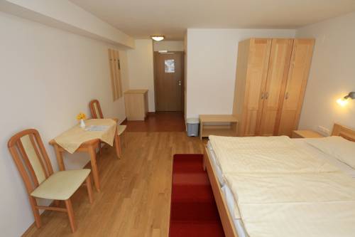 Imagen de la habitación del Hotel Gasperin. Foto 8