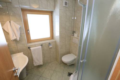 Imagen de la habitación del Hotel Gasperin. Foto 11