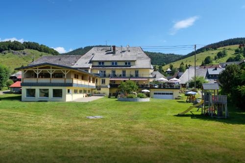 Imagen general del Hotel Gasthaus Löwen, Bernau im Schwarzwald. Foto 7