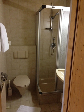 Imagen de la habitación del Hotel Gasthaus Sonne. Foto 8