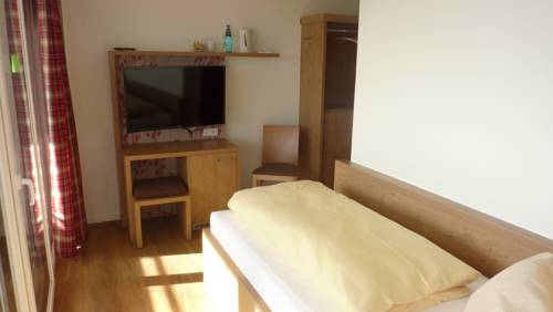 Imagen de la habitación del Hotel Gasthaus Sonne Neuh&auml;usle. Foto 2