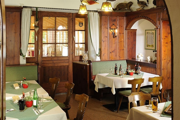 Imagen del bar/restaurante del Hotel Gasthaus Sonne, Rotanger. Foto 6