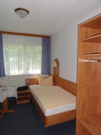 Imagen de la habitación del Hotel Gasthaus Zu Melchendorf. Foto 8