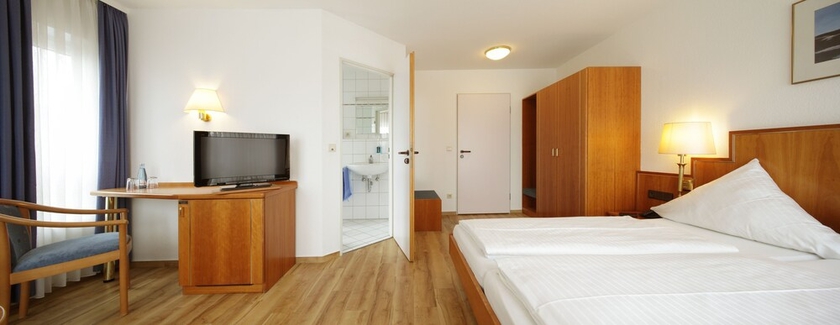 Imagen de la habitación del Hotel Gasthaus Zum Engel. Foto 9
