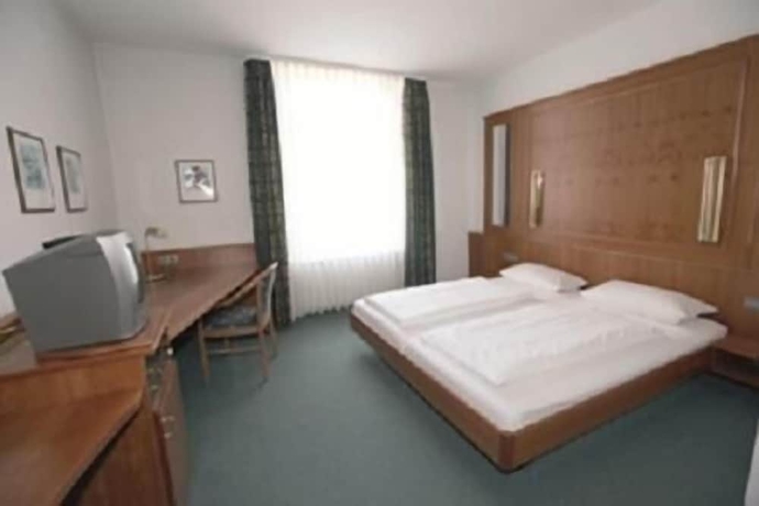 Imagen de la habitación del Hotel Gasthaus Zum Engel. Foto 12