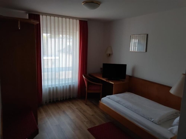Imagen de la habitación del Hotel Gasthaus Zum Engel. Foto 14