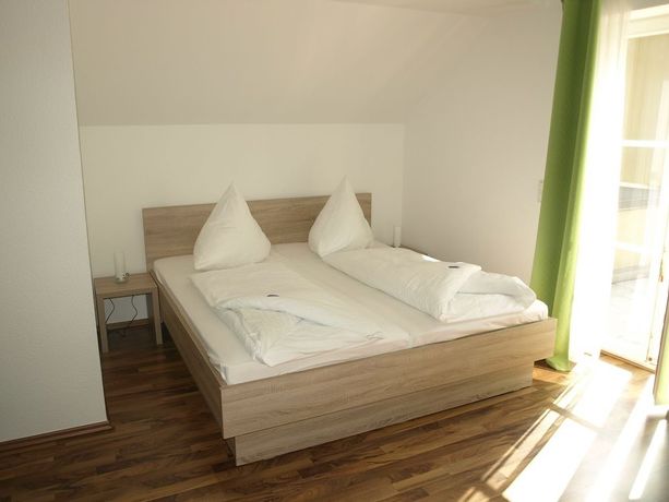 Imagen de los interiores del Hotel Gasthaus Zur Sonne, Dinkelsbuhl. Foto 14