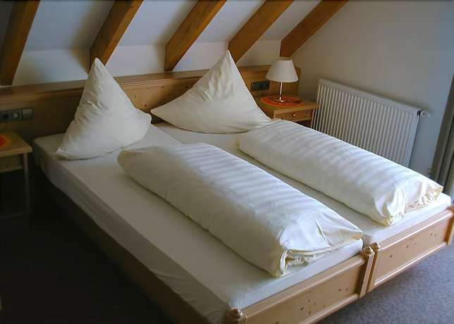 Imagen de la habitación del Hotel Gasthaus-Pension zur Linde. Foto 11