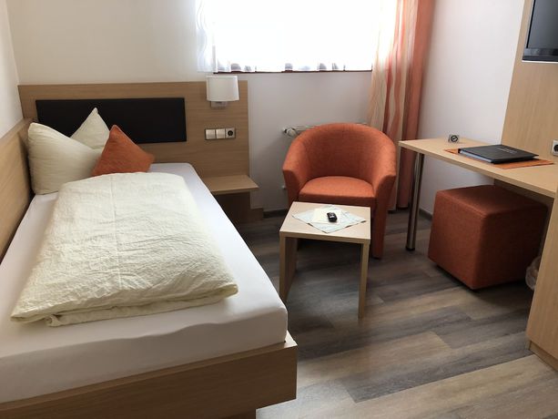 Imagen de la habitación del Hotel Gasthaus-Pension zur Linde. Foto 12