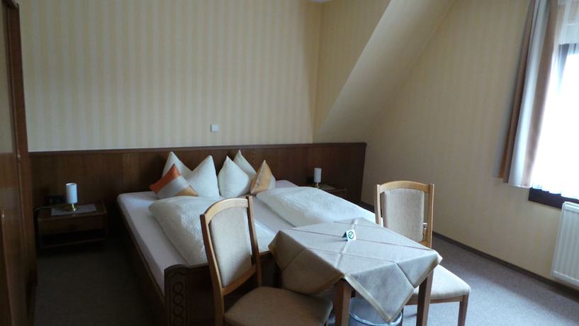 Imagen de la habitación del Hotel Gasthaus-Pension zur Linde. Foto 16