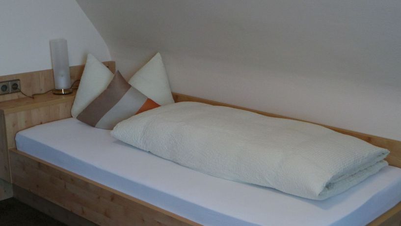 Imagen de la habitación del Hotel Gasthaus-Pension zur Linde. Foto 19