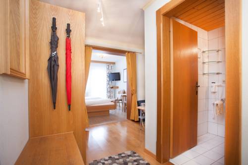 Imagen de la habitación del Hotel Gasthaus-pension Golfvilla. Foto 5
