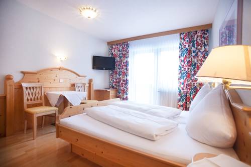Imagen de la habitación del Hotel Gasthaus-pension Golfvilla. Foto 16