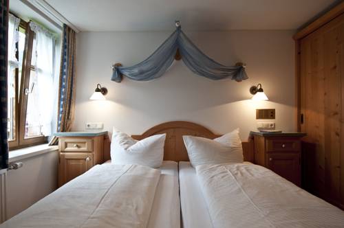 Imagen de la habitación del Hotel Gasthof Adler, Schoppernau. Foto 5