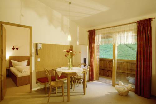 Imagen de la habitación del Hotel Gasthof Adler, Schoppernau. Foto 12