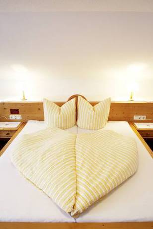 Imagen de la habitación del Hotel Gasthof Adler, Schoppernau. Foto 14