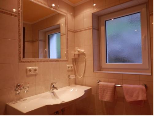 Imagen de la habitación del Hotel Gasthof Alpenfrieden. Foto 13