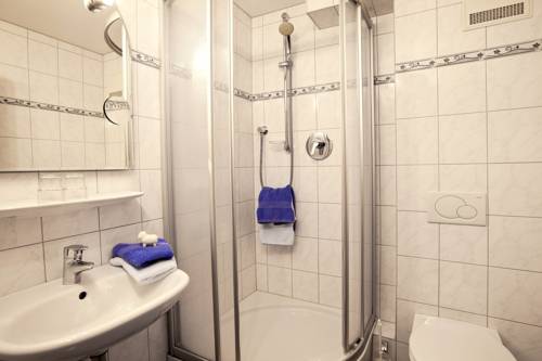 Imagen de la habitación del Hotel Gasthof Baltram. Foto 10