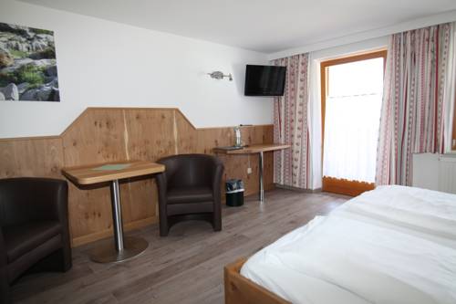 Imagen de la habitación del Hotel Gasthof Baltram. Foto 14