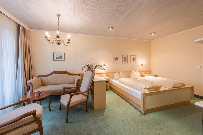 Imagen de la habitación del Hotel Gasthof Bräuwirth. Foto 13