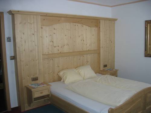 Imagen de la habitación del Hotel Gasthof Burkert. Foto 3