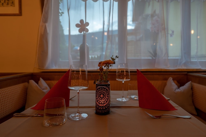 Imagen del bar/restaurante del Hotel Gasthof Eschbacher. Foto 6