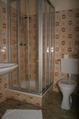 Imagen de la habitación del Hotel Gasthof Goldener Stern. Foto 15