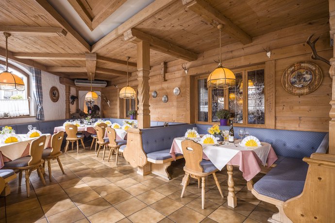 Imagen del bar/restaurante del Hotel Gasthof Gradlwirt. Foto 2