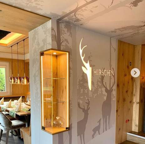 Imagen del bar/restaurante del Hotel Gasthof Hirschen. Foto 7