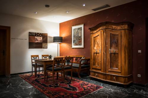 Imagen de la habitación del Hotel Gasthof Hirschen Schwarzenberg. Foto 12